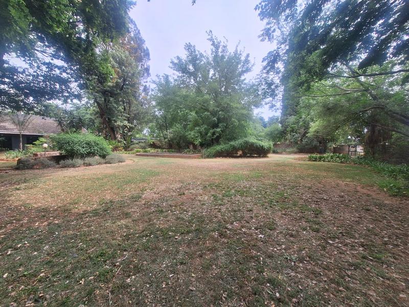 6 Bedroom Property for Sale in Stilfontein North West